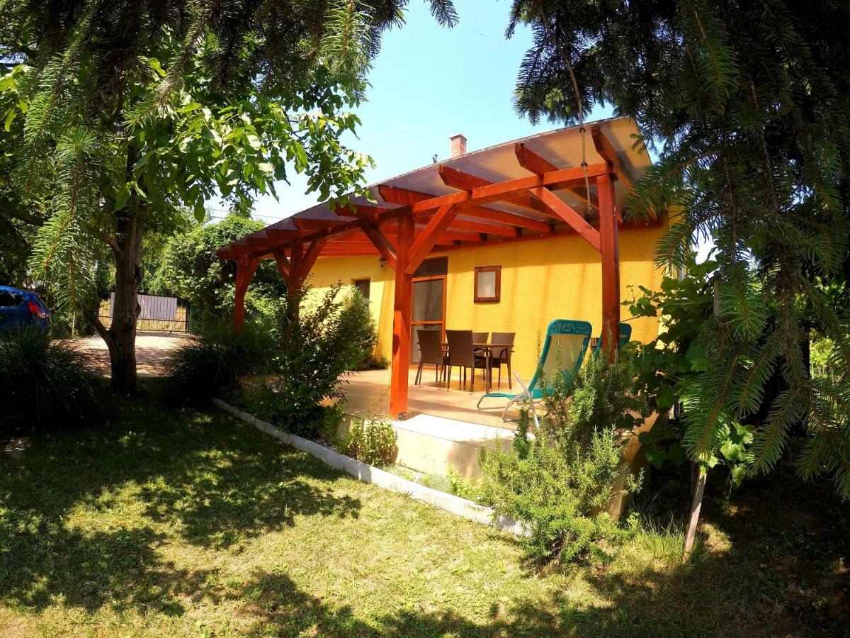Menta Holiday Home Badacsonytomaj Ngoại thất bức ảnh